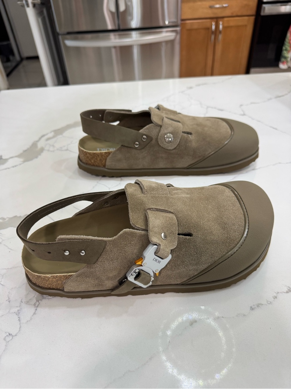 DIOR Birkenstock Tokio Mule Suede
Leather Sandals Dior - Picture 8 of 8